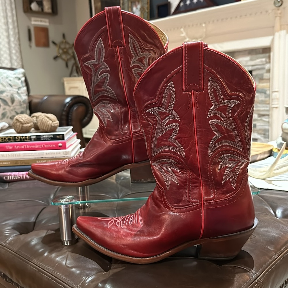 Justin Women’s Embroidered Leather Western Boots in Red, Size 10 Wide. - Picture 7 of 16